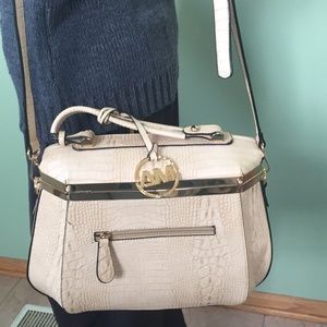 Ameri Mode Beige Faux Alligator Purse